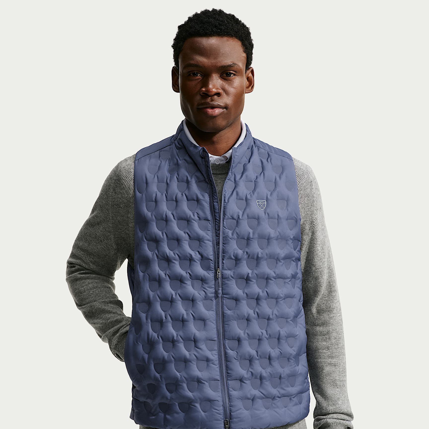 Nike Men's Therma-FIT ADV Repel Golf Gilet. Nike LU